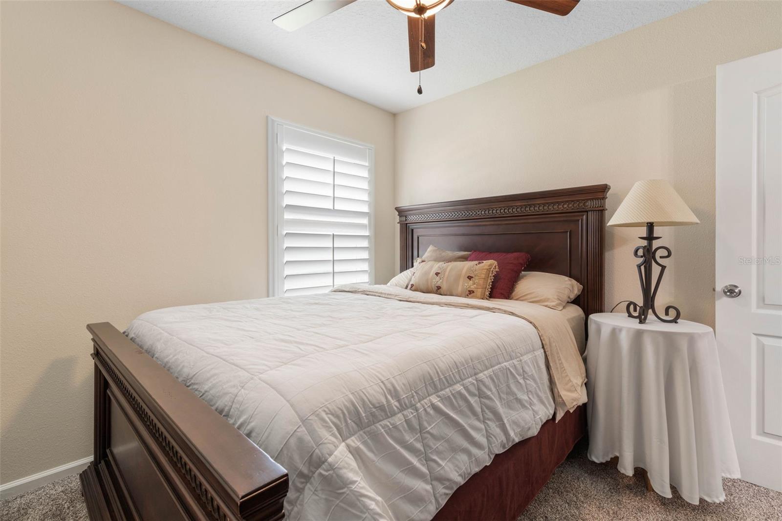 Image 29 of 68 For 88 Arena Lake Drive