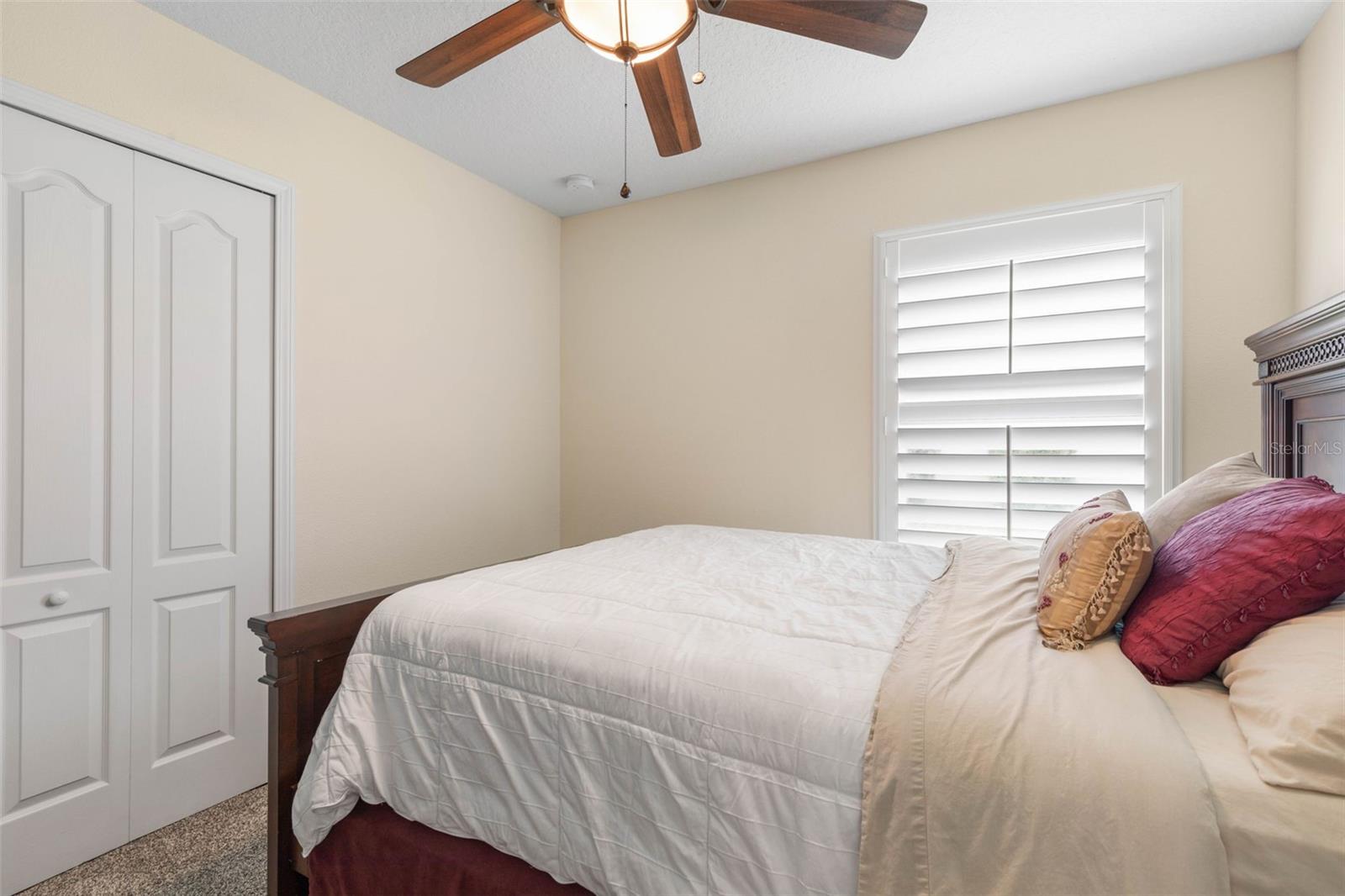 Image 30 of 68 For 88 Arena Lake Drive