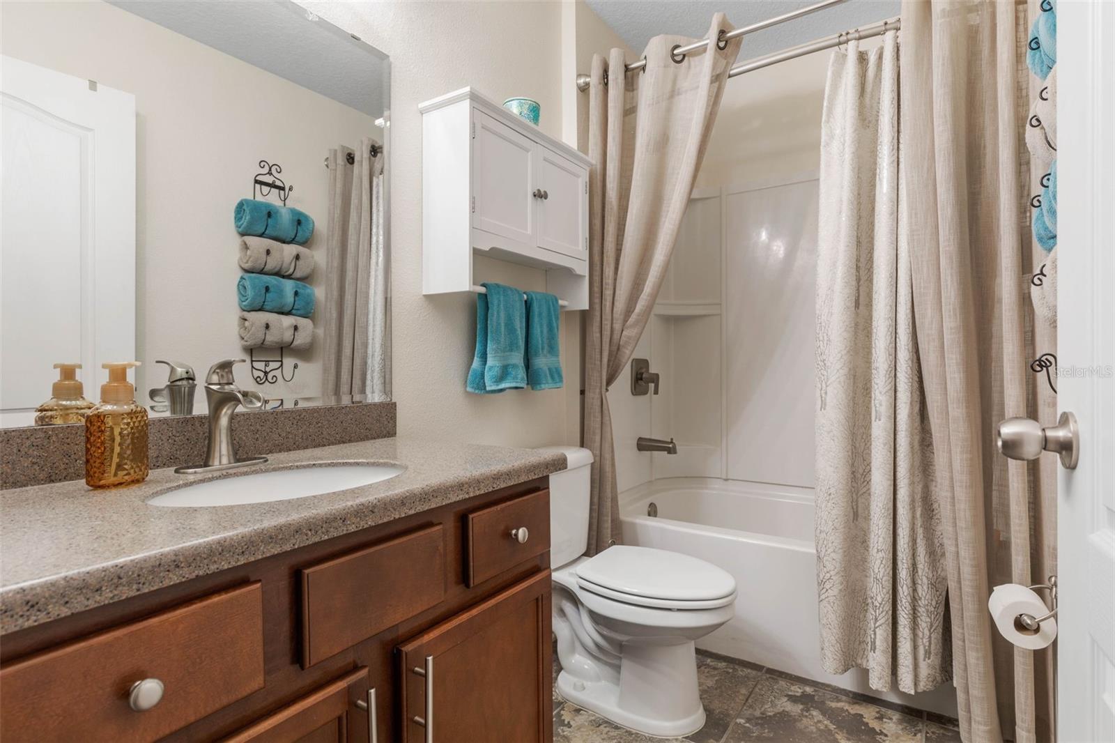 Image 32 of 68 For 88 Arena Lake Drive