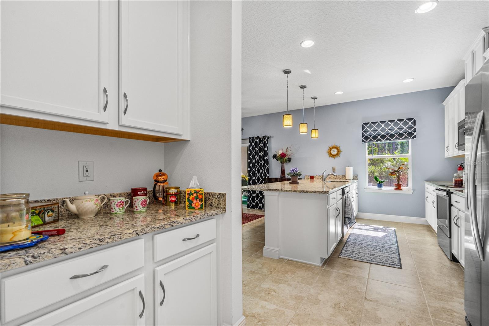 Image 17 of 51 For 5635 Estero Loop