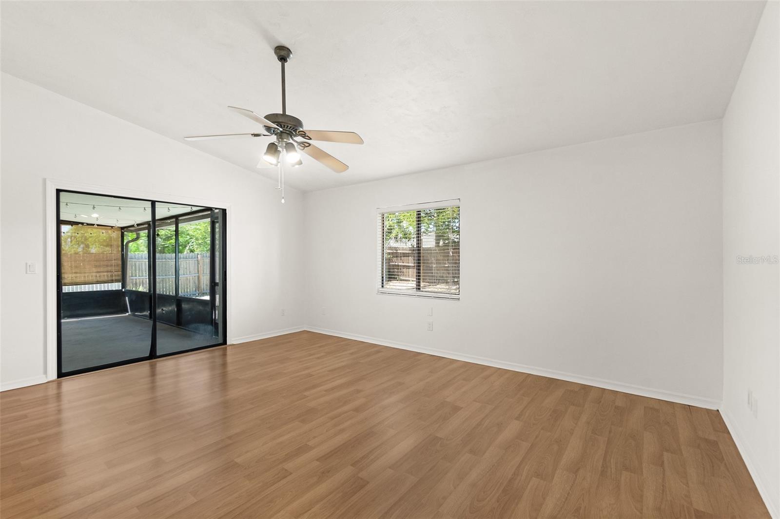 Image 9 of 39 For 1197 Stillwood Court