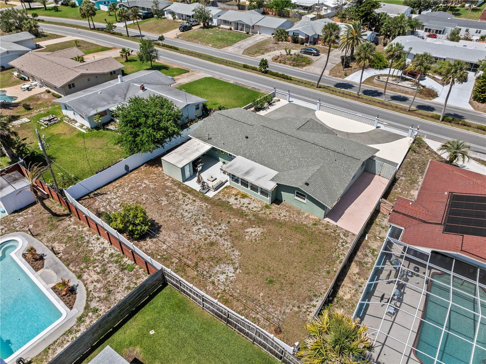 Image 43 of 54 For 324 Plaza Boulevard