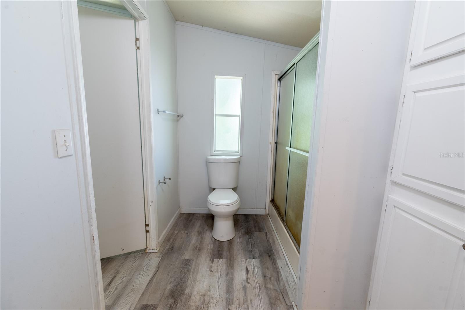 Image 12 of 50 For 22956 Brandon Road