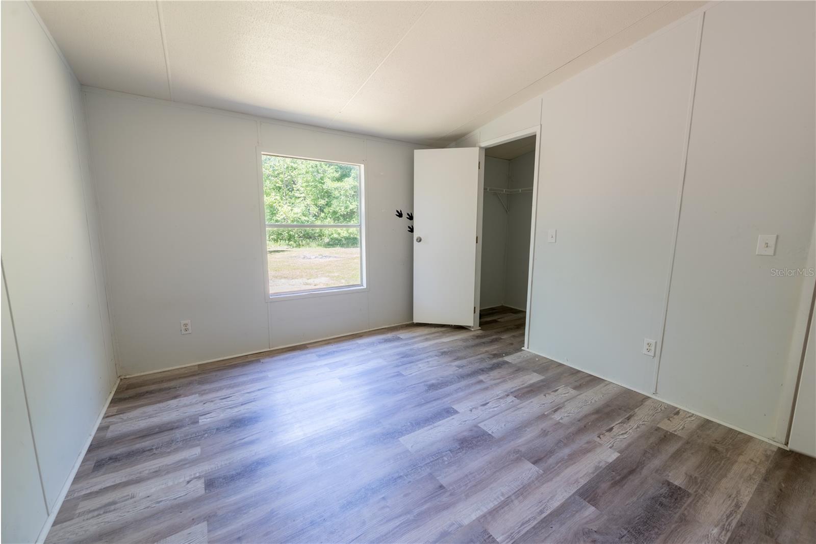 Image 20 of 50 For 22956 Brandon Road