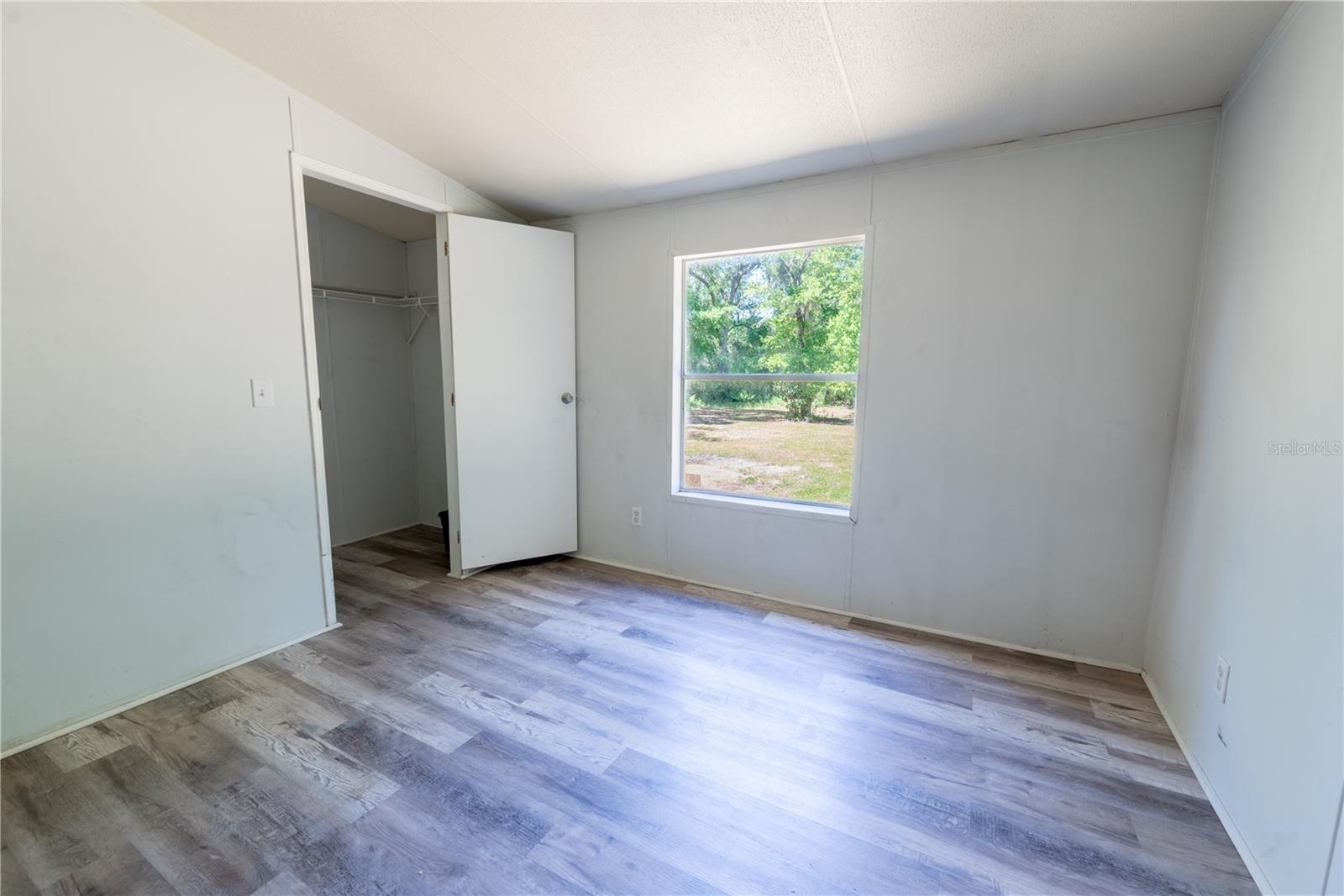 Image 26 of 50 For 22956 Brandon Road