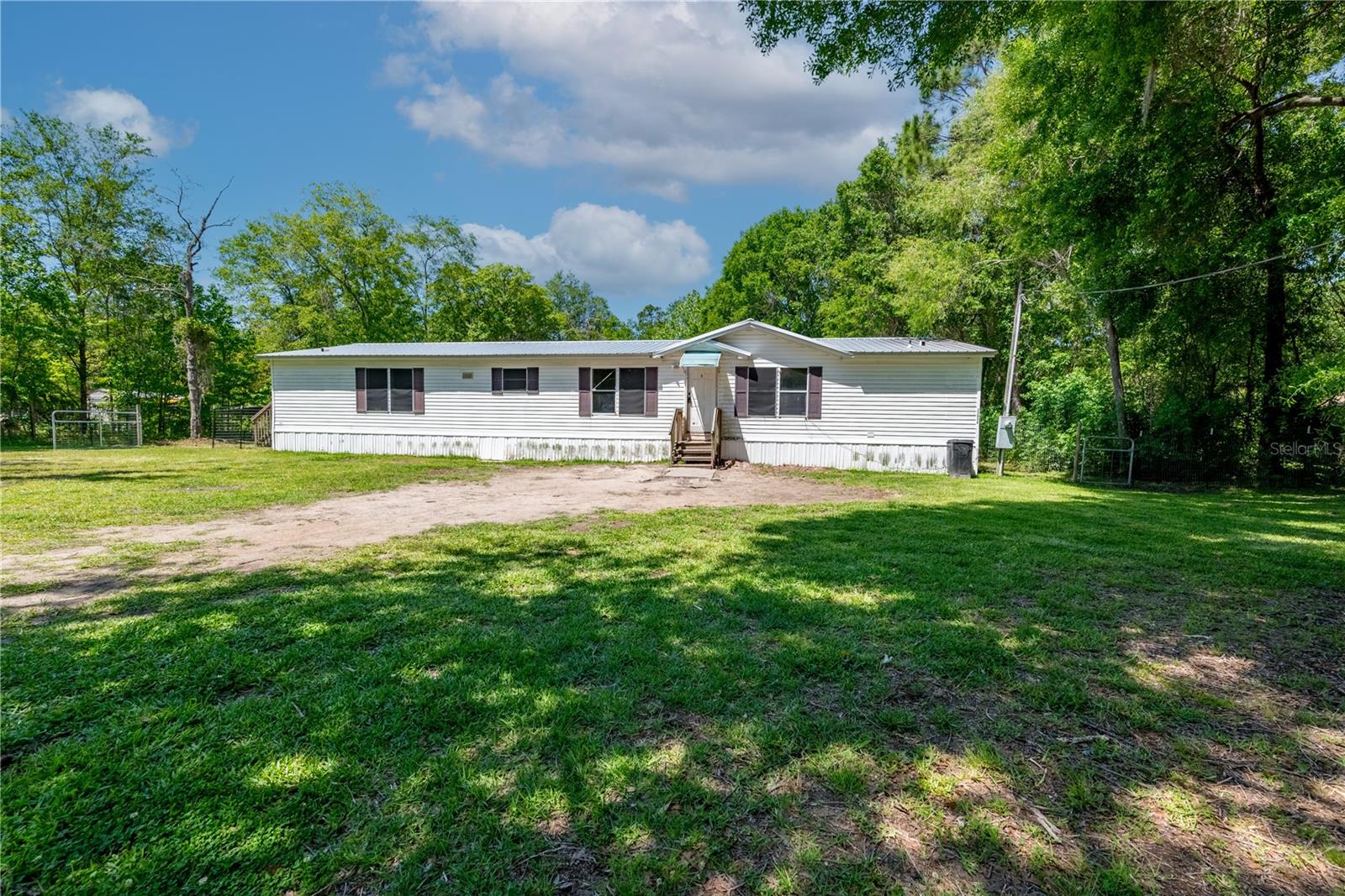 Image 3 of 50 For 22956 Brandon Road