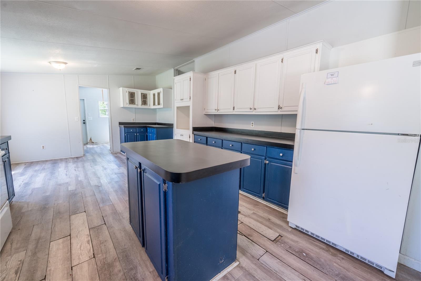 Image 36 of 50 For 22956 Brandon Road