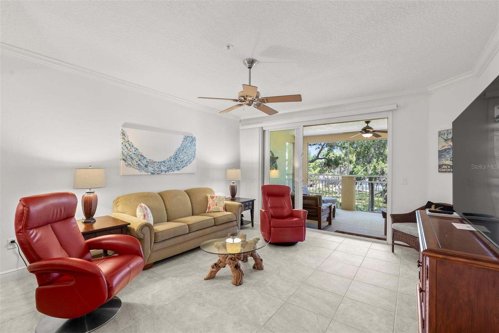 Image 16 of 46 For 115 Riverview Bend S 2123