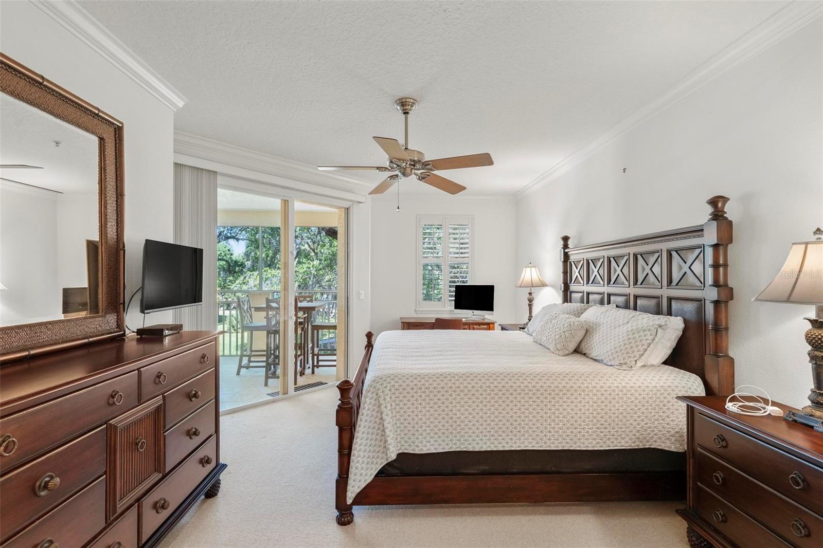 Image 20 of 46 For 115 Riverview Bend S 2123