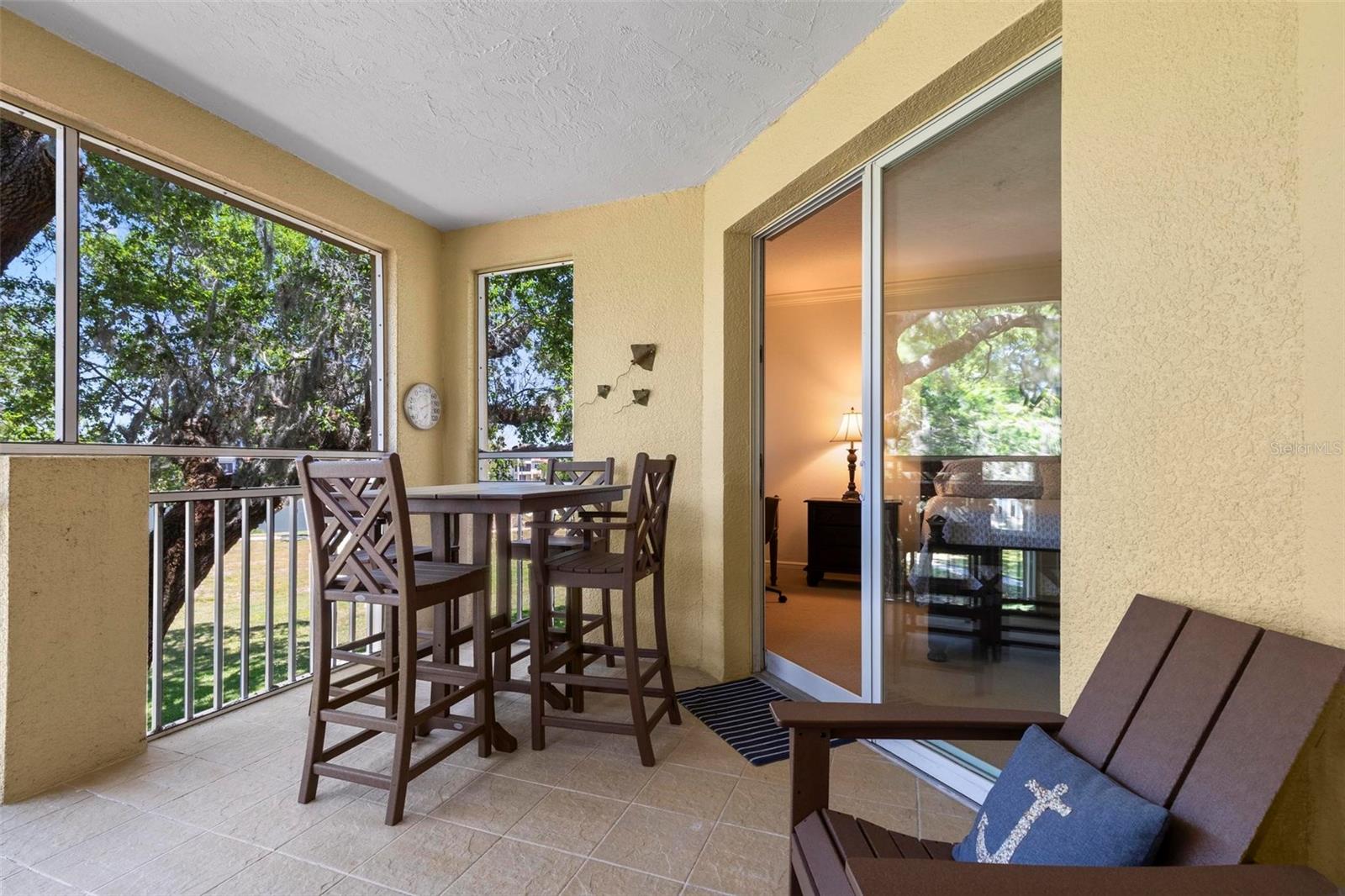 Image 29 of 46 For 115 Riverview Bend S 2123
