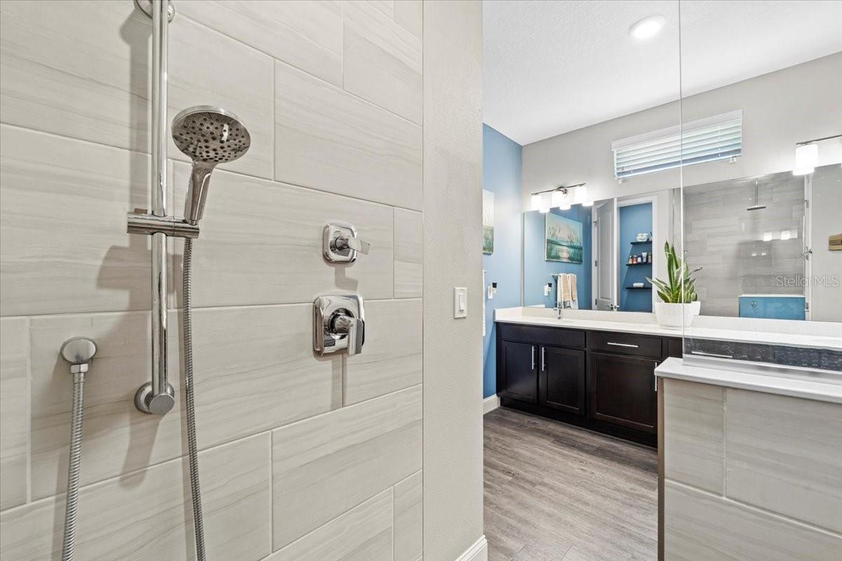 Image 11 of 50 For 60 Frenora Lane