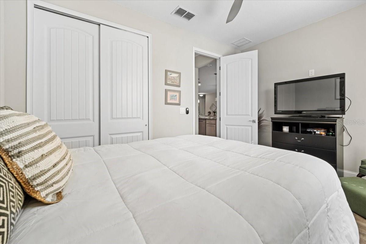 Image 16 of 50 For 60 Frenora Lane