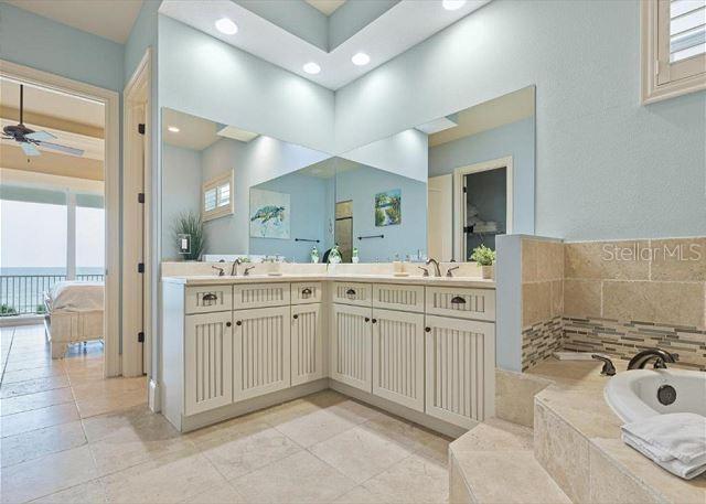 Image 17 of 62 For 530 Cinnamon Beach Lane