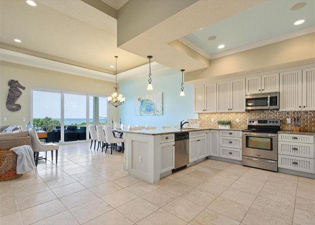 Image 8 of 62 For 530 Cinnamon Beach Lane