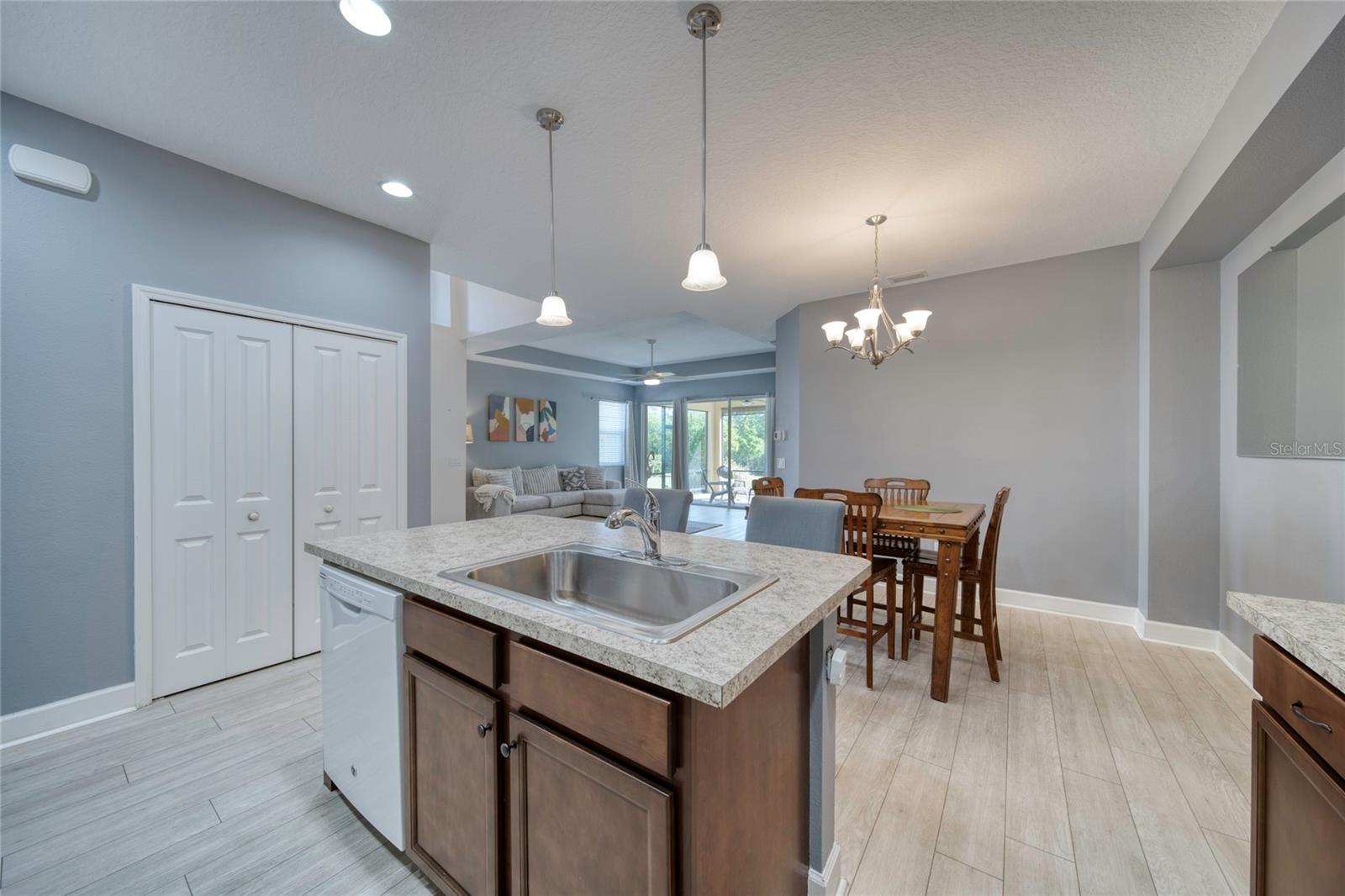 Image 15 of 67 For 324 Coral Reef Way