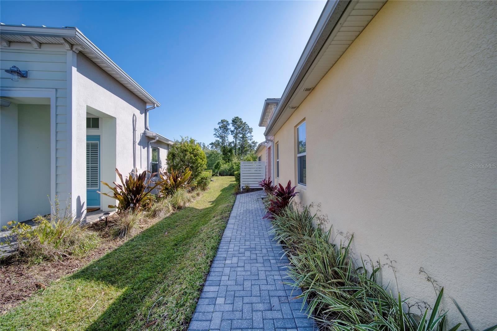 Image 3 of 67 For 324 Coral Reef Way