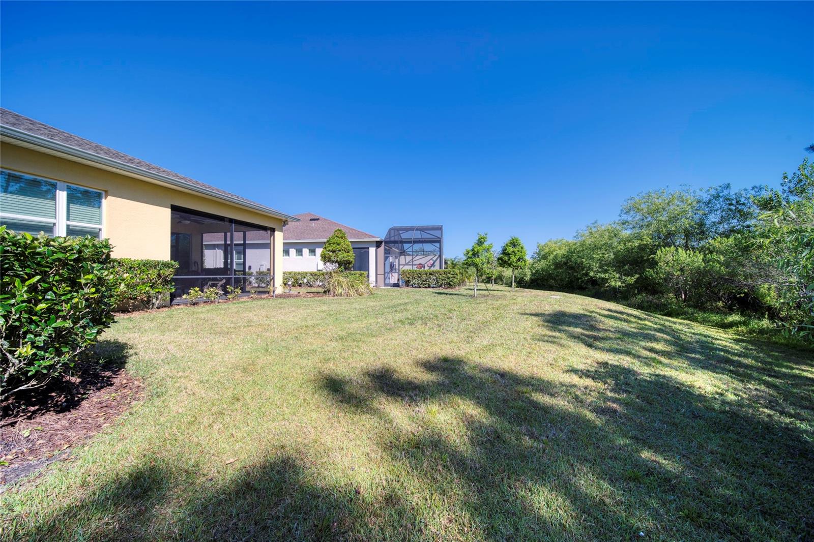 Image 34 of 67 For 324 Coral Reef Way
