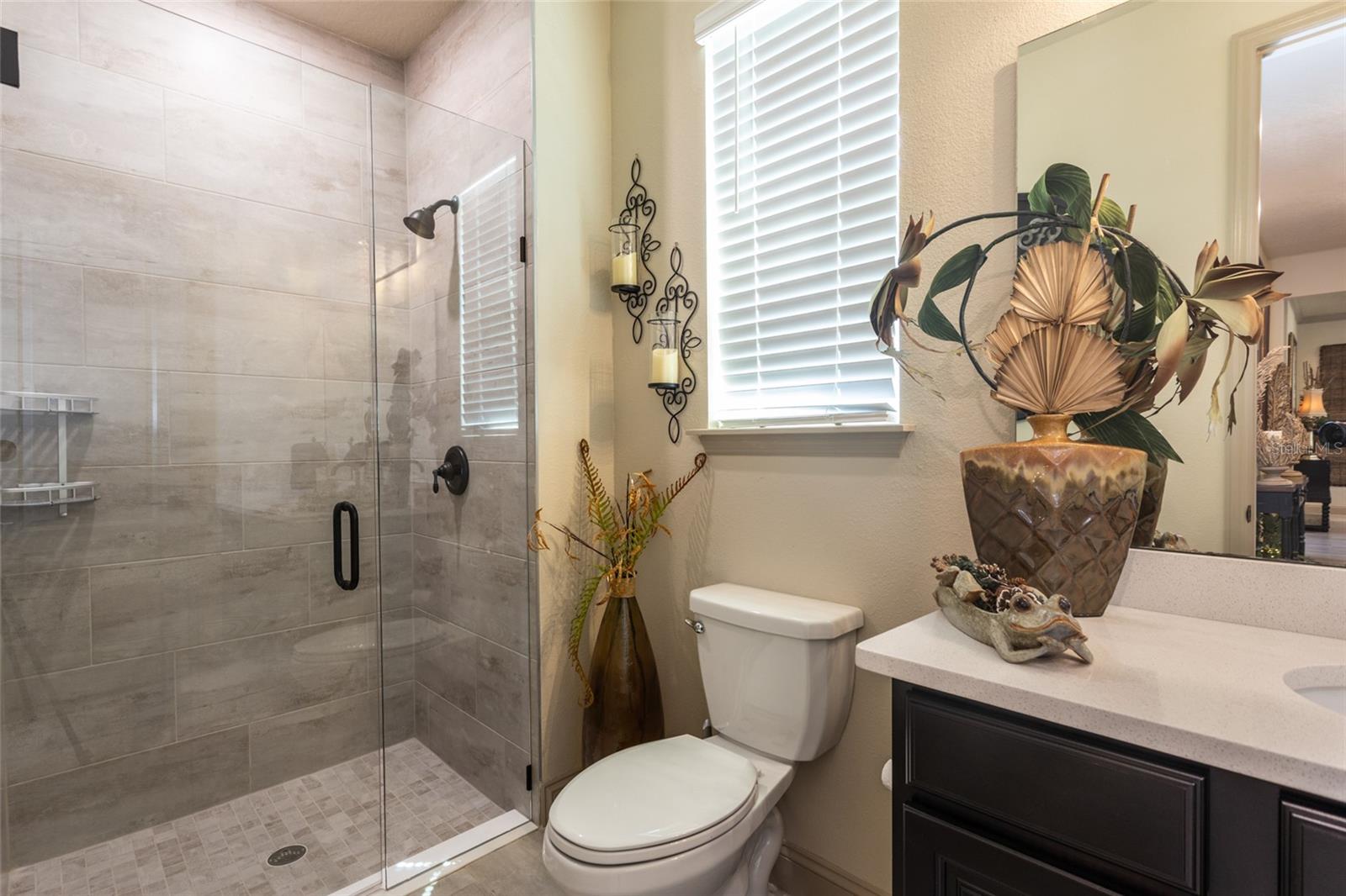 Image 32 of 54 For 730 Enrede Lane