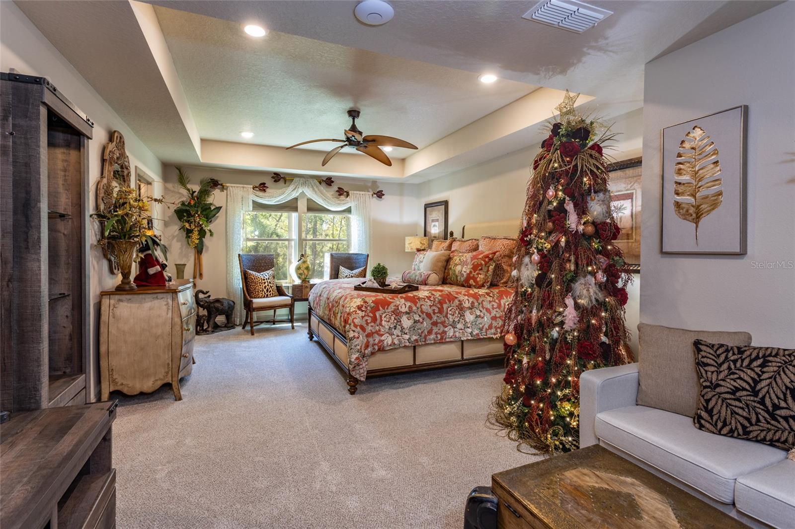 Image 37 of 54 For 730 Enrede Lane