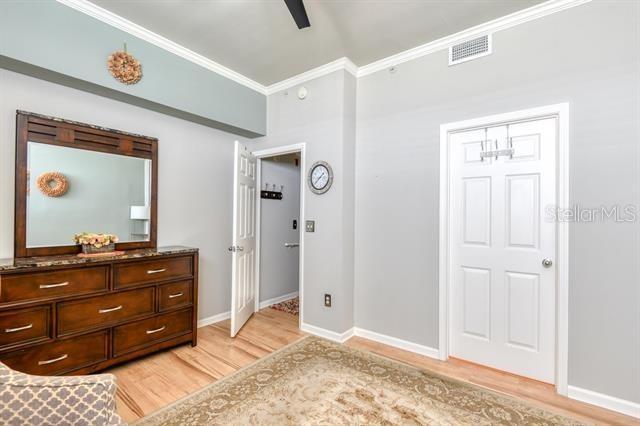 Image 21 of 43 For 1080 Bella Vista Boulevard 13-114