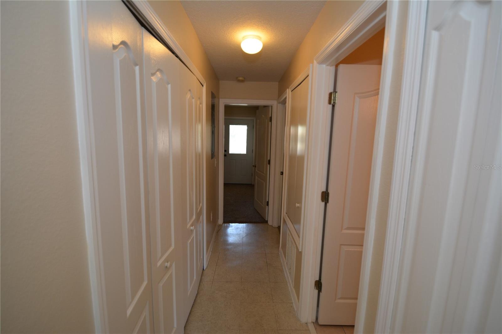Image 12 of 19 For 4 Wheeler Place B