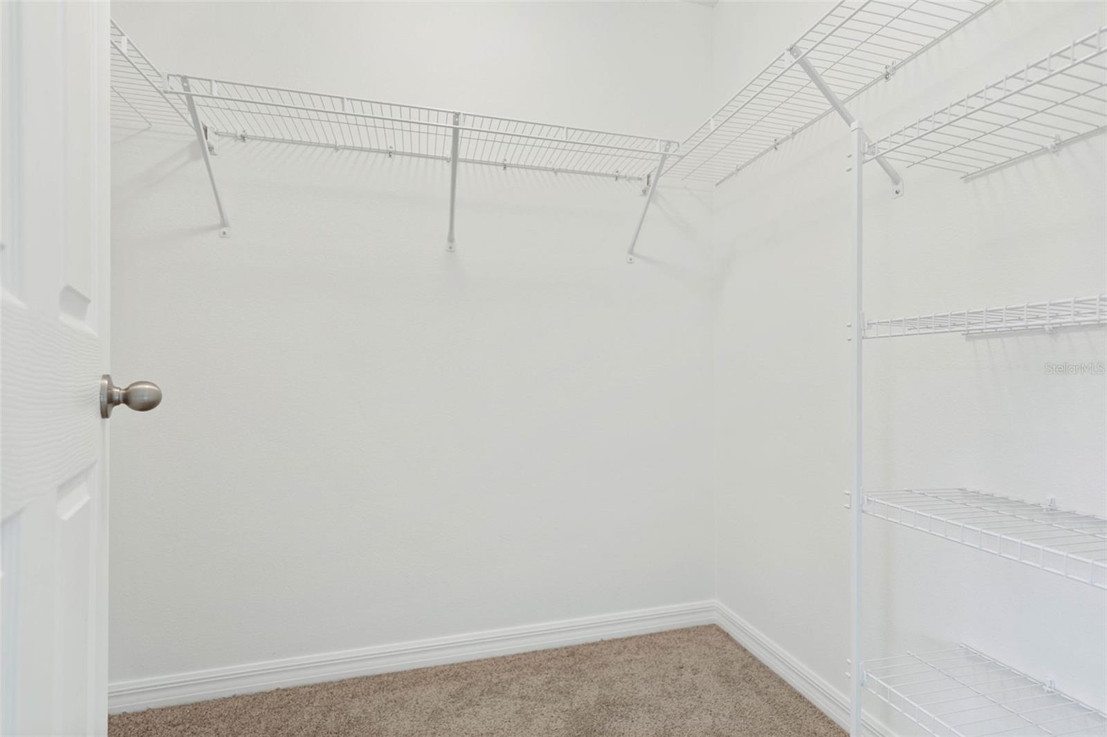 Image 19 of 31 For 20 Buttonwood Lane