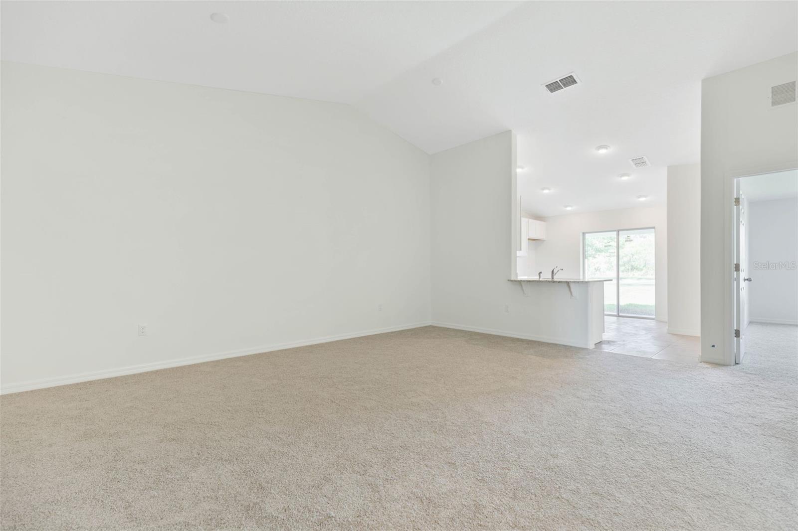 Image 4 of 31 For 20 Buttonwood Lane