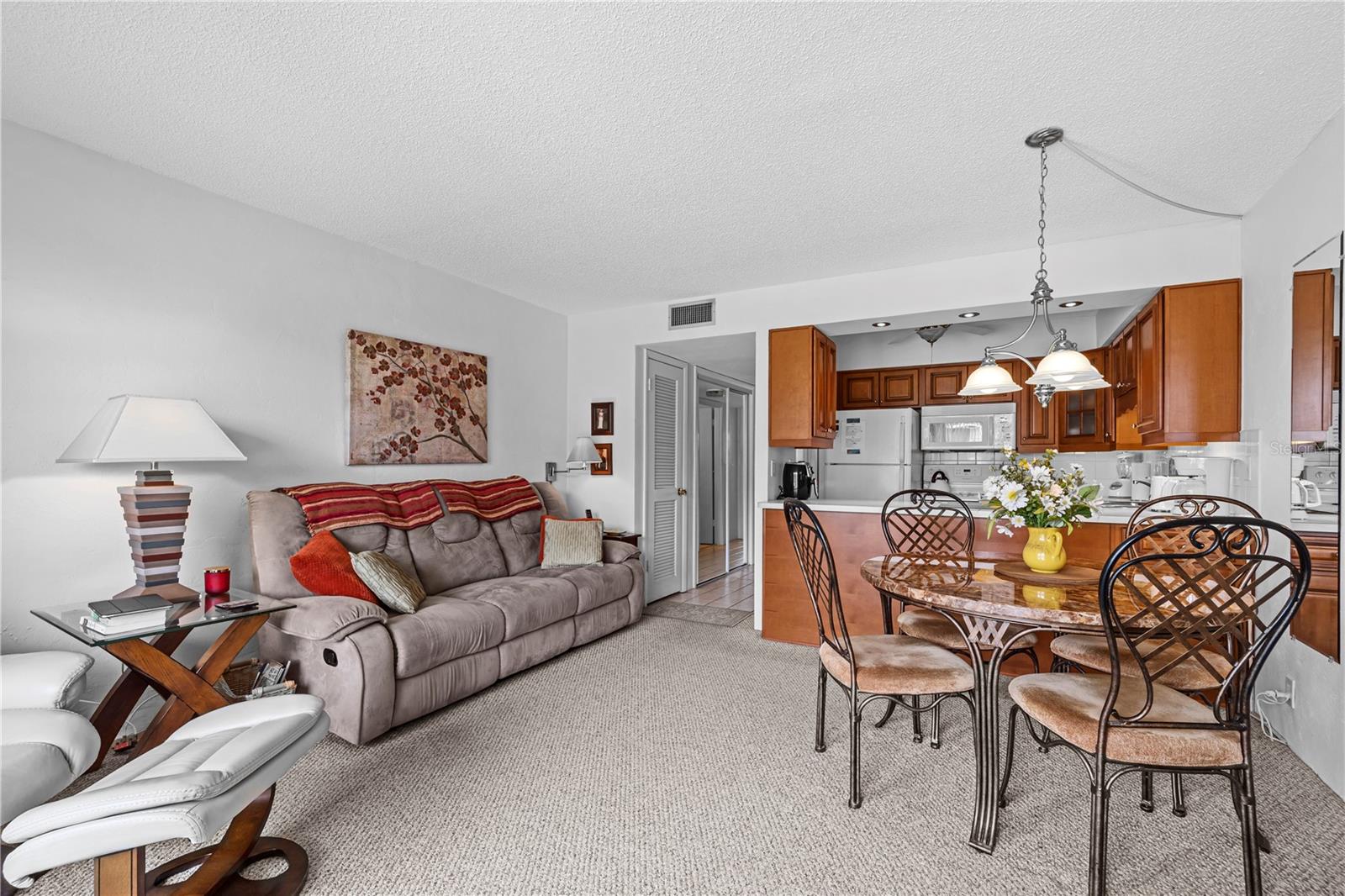 Image 8 of 32 For 1433 Atlantic Avenue 227