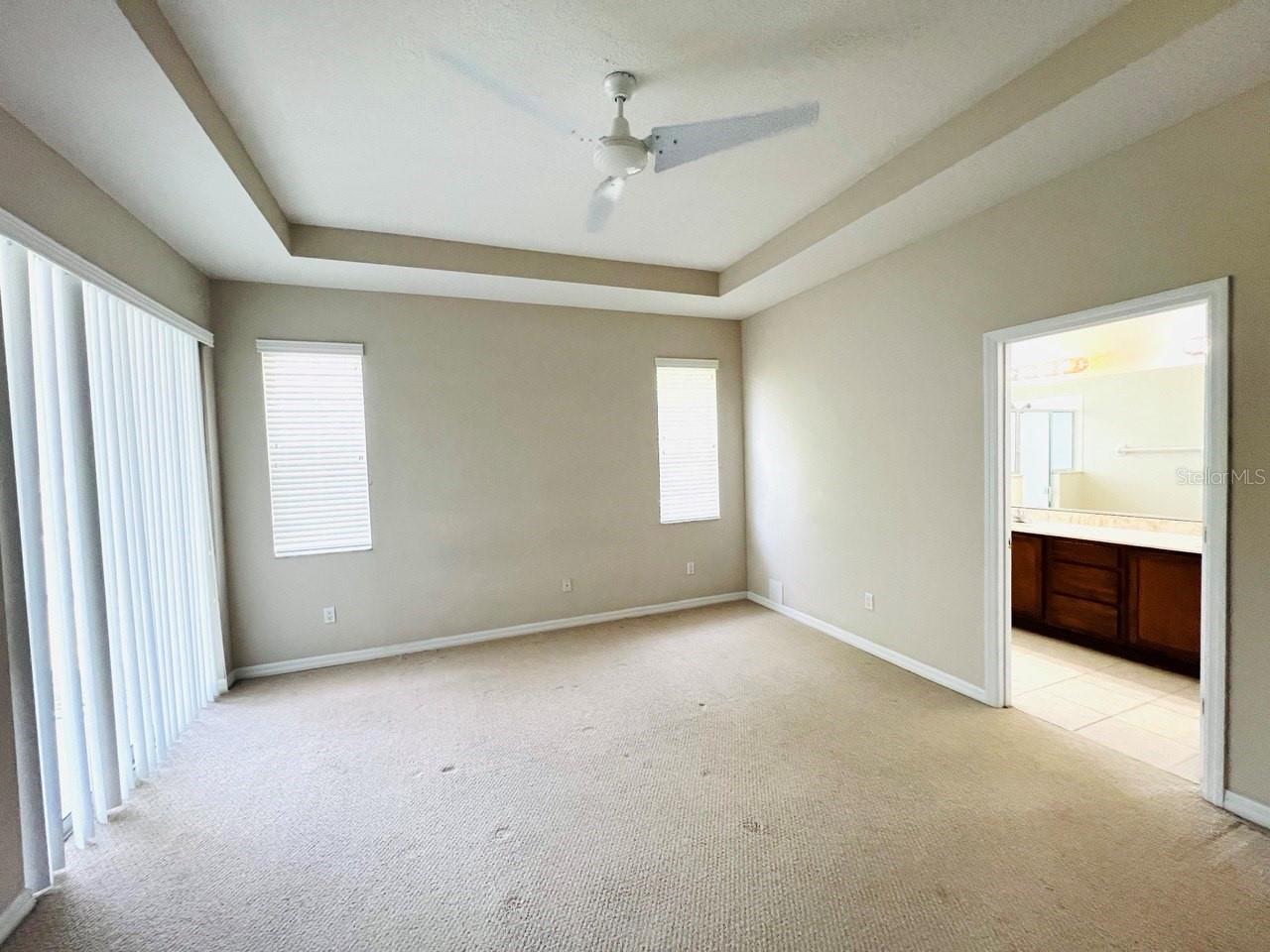 Image 5 of 12 For 121 Raintree Circle
