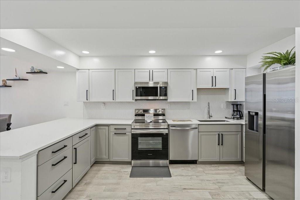 Image 13 of 28 For 1133 Ocean Shore Boulevard 603