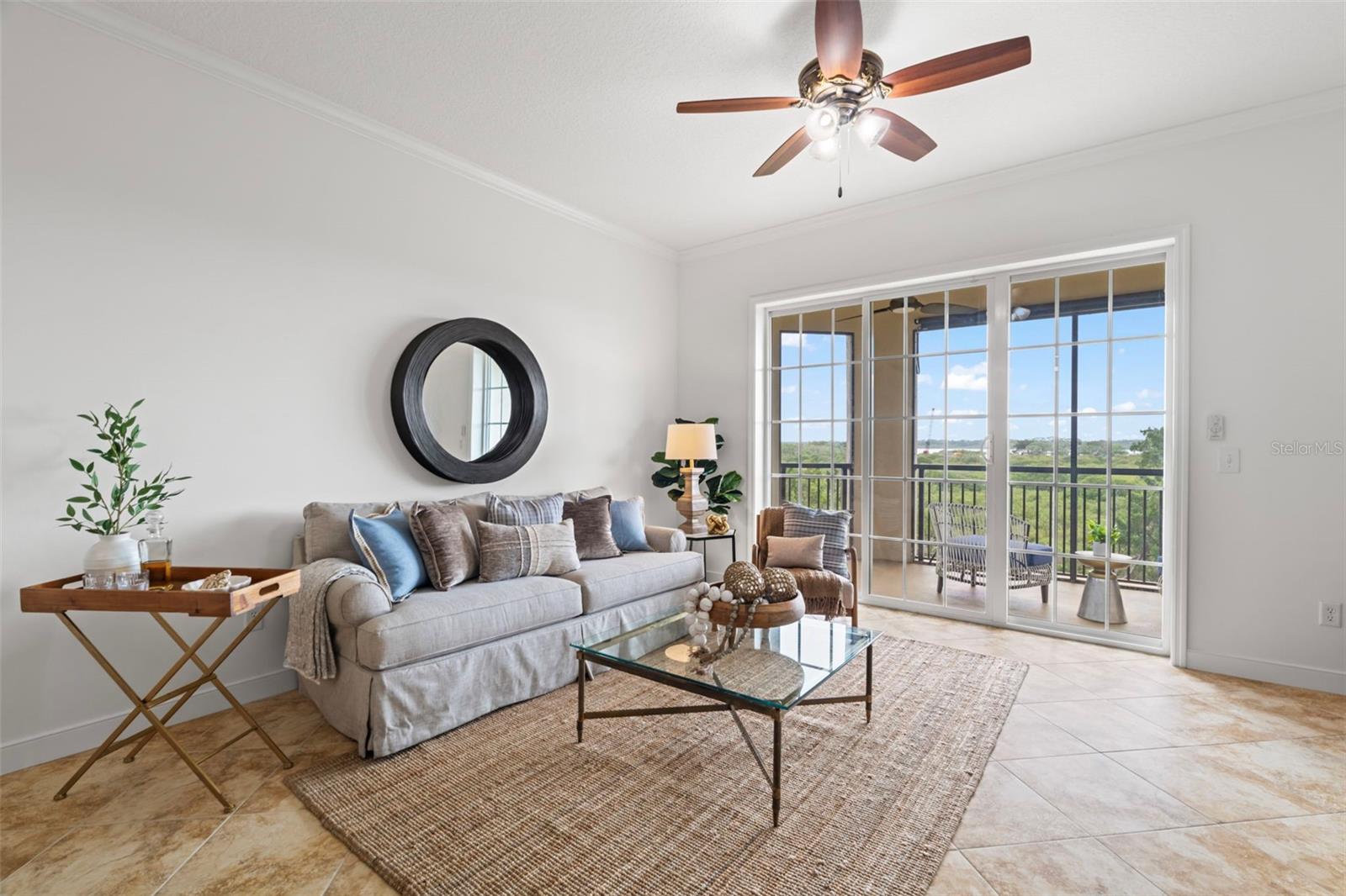 Image 16 of 59 For 170 Pantano Cay Boulevard 4202
