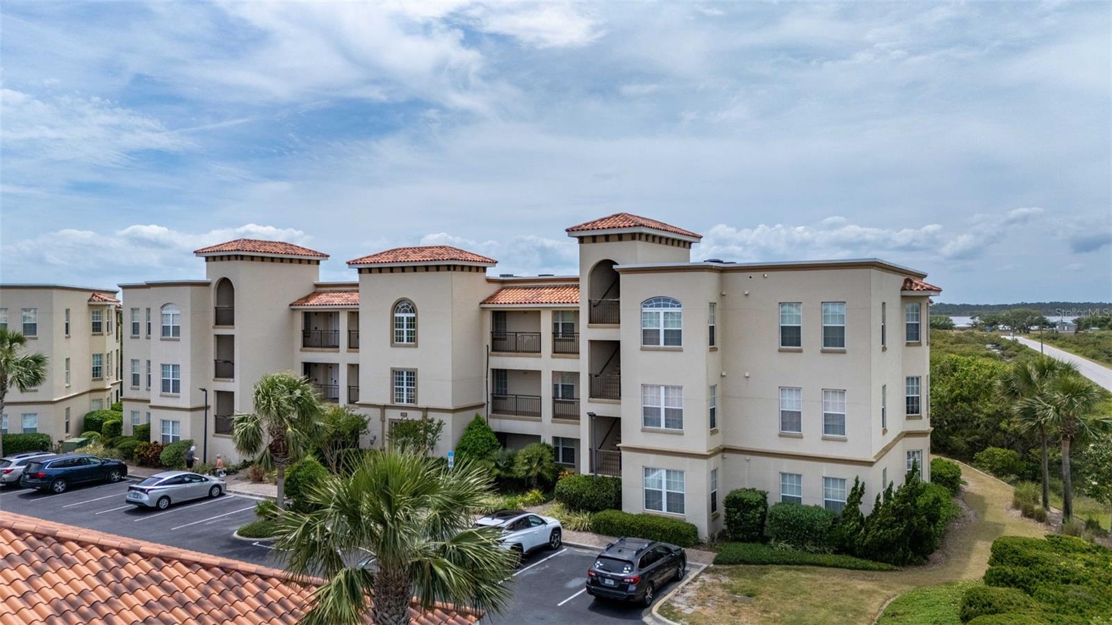 Image 2 of 59 For 170 Pantano Cay Boulevard 4202