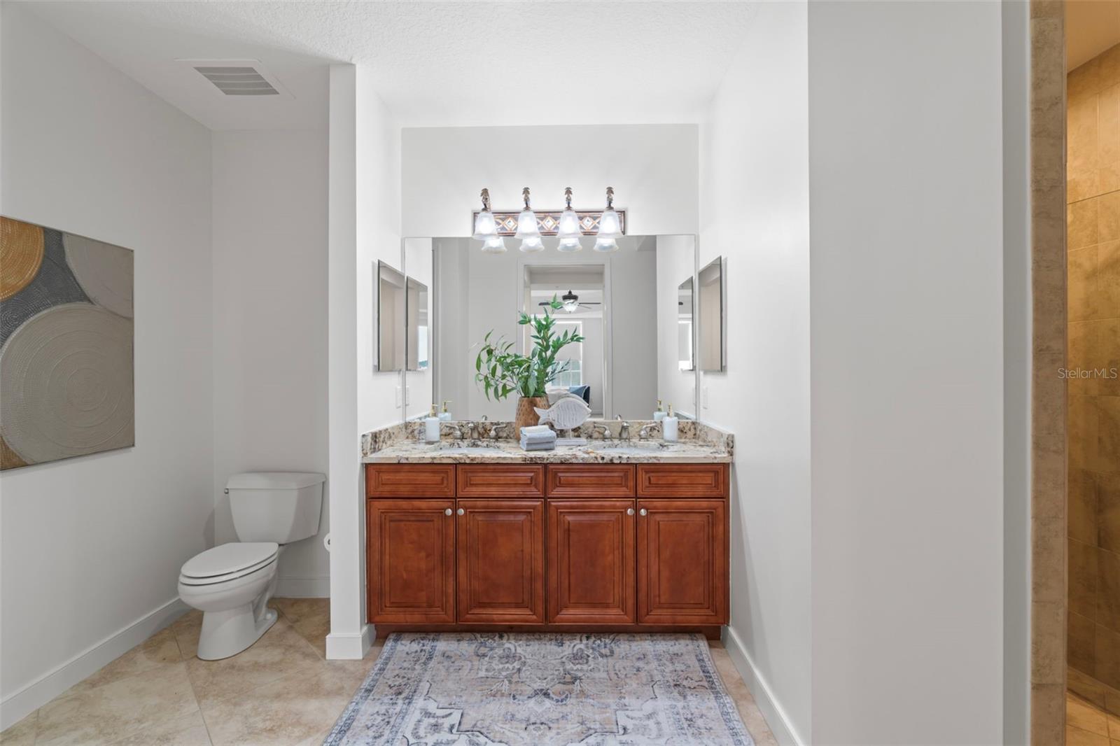 Image 23 of 59 For 170 Pantano Cay Boulevard 4202