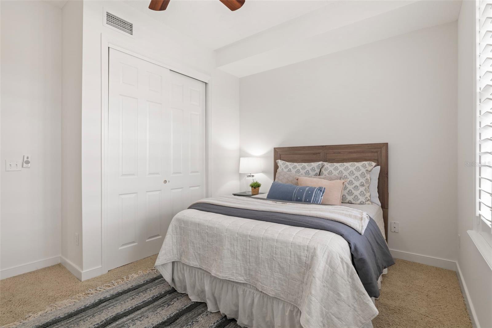 Image 29 of 59 For 170 Pantano Cay Boulevard 4202