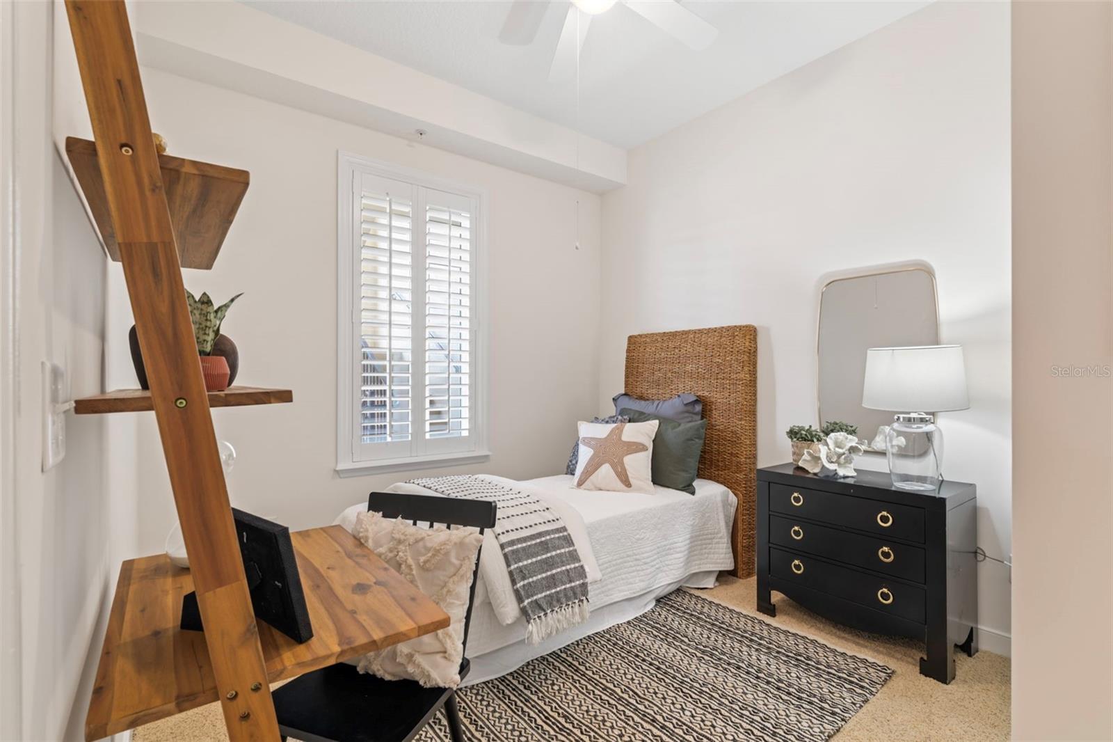 Image 31 of 59 For 170 Pantano Cay Boulevard 4202