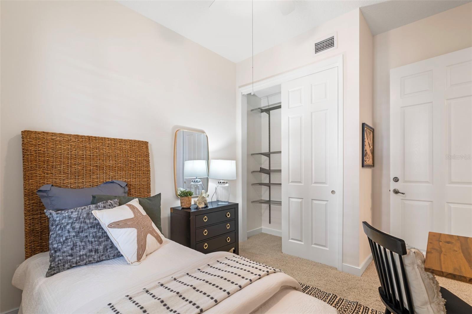 Image 32 of 59 For 170 Pantano Cay Boulevard 4202
