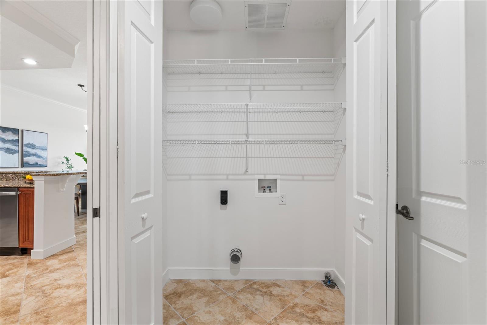 Image 34 of 59 For 170 Pantano Cay Boulevard 4202