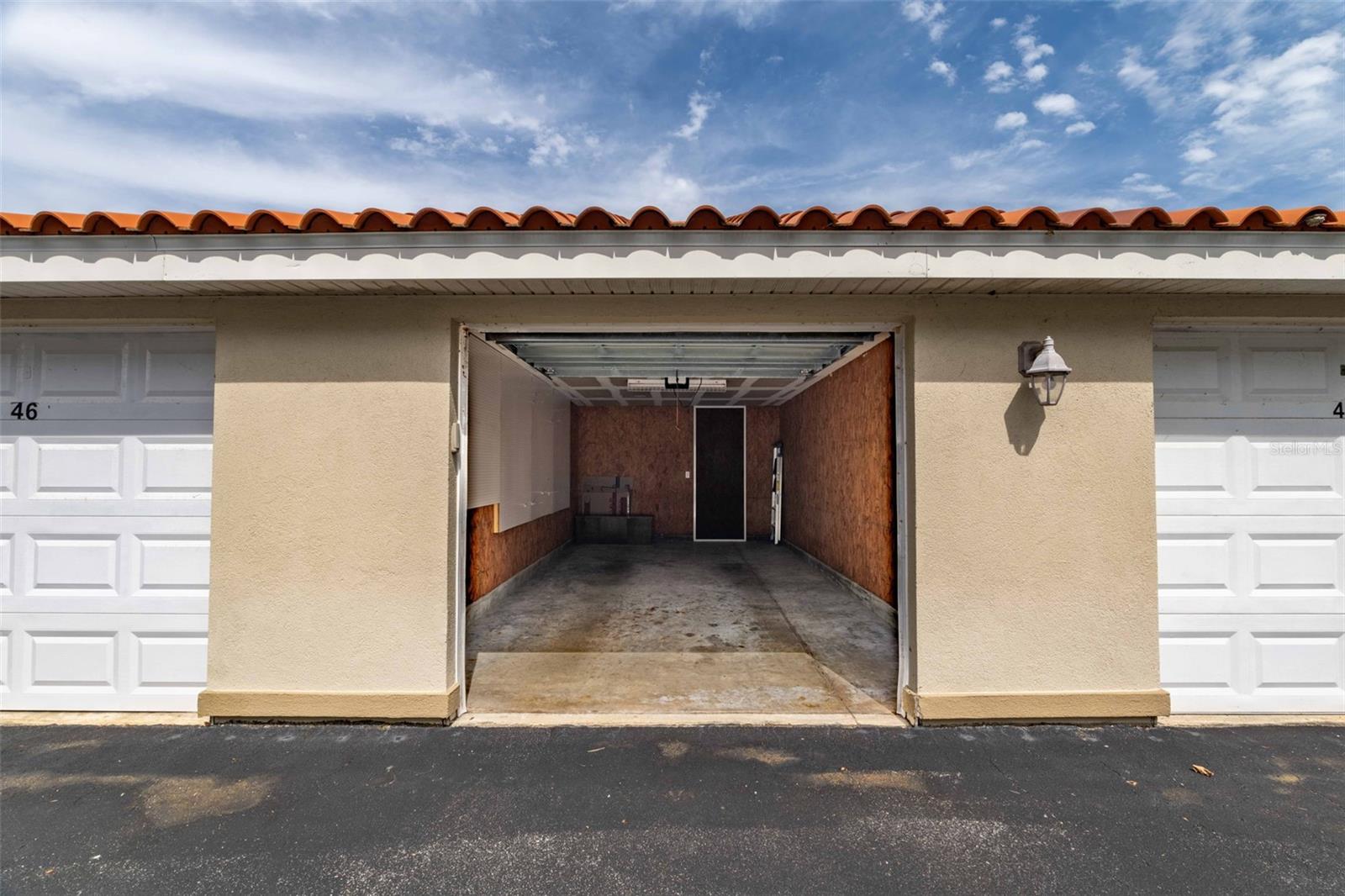 Image 39 of 59 For 170 Pantano Cay Boulevard 4202