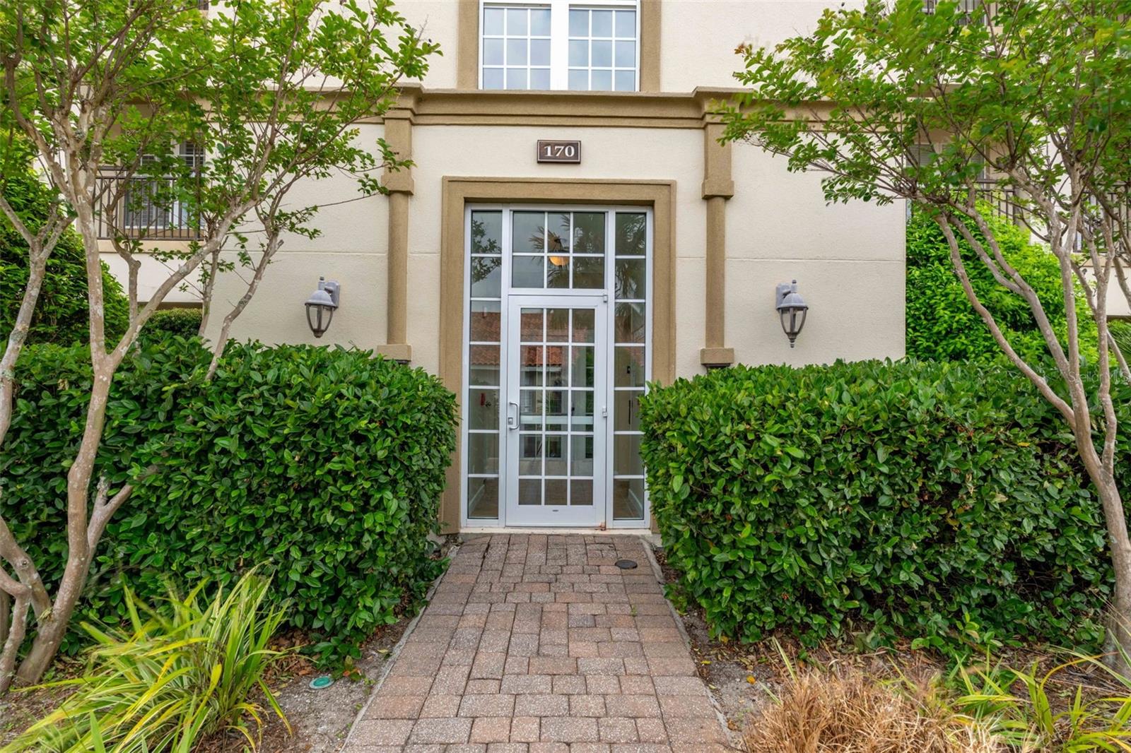Image 40 of 59 For 170 Pantano Cay Boulevard 4202