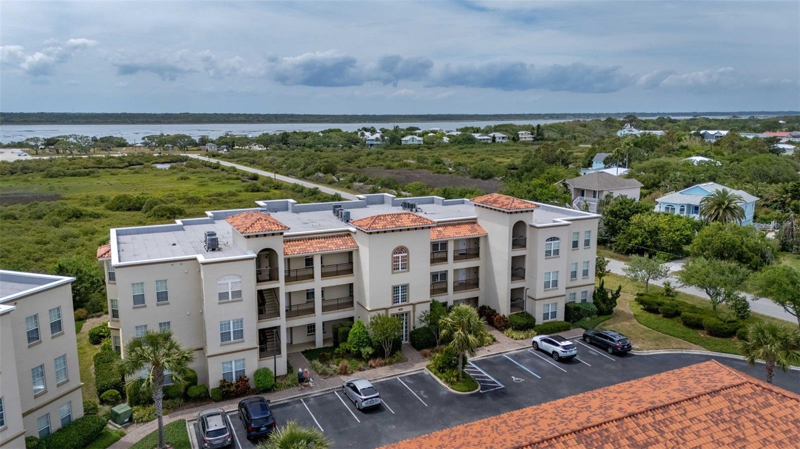 Image 48 of 59 For 170 Pantano Cay Boulevard 4202