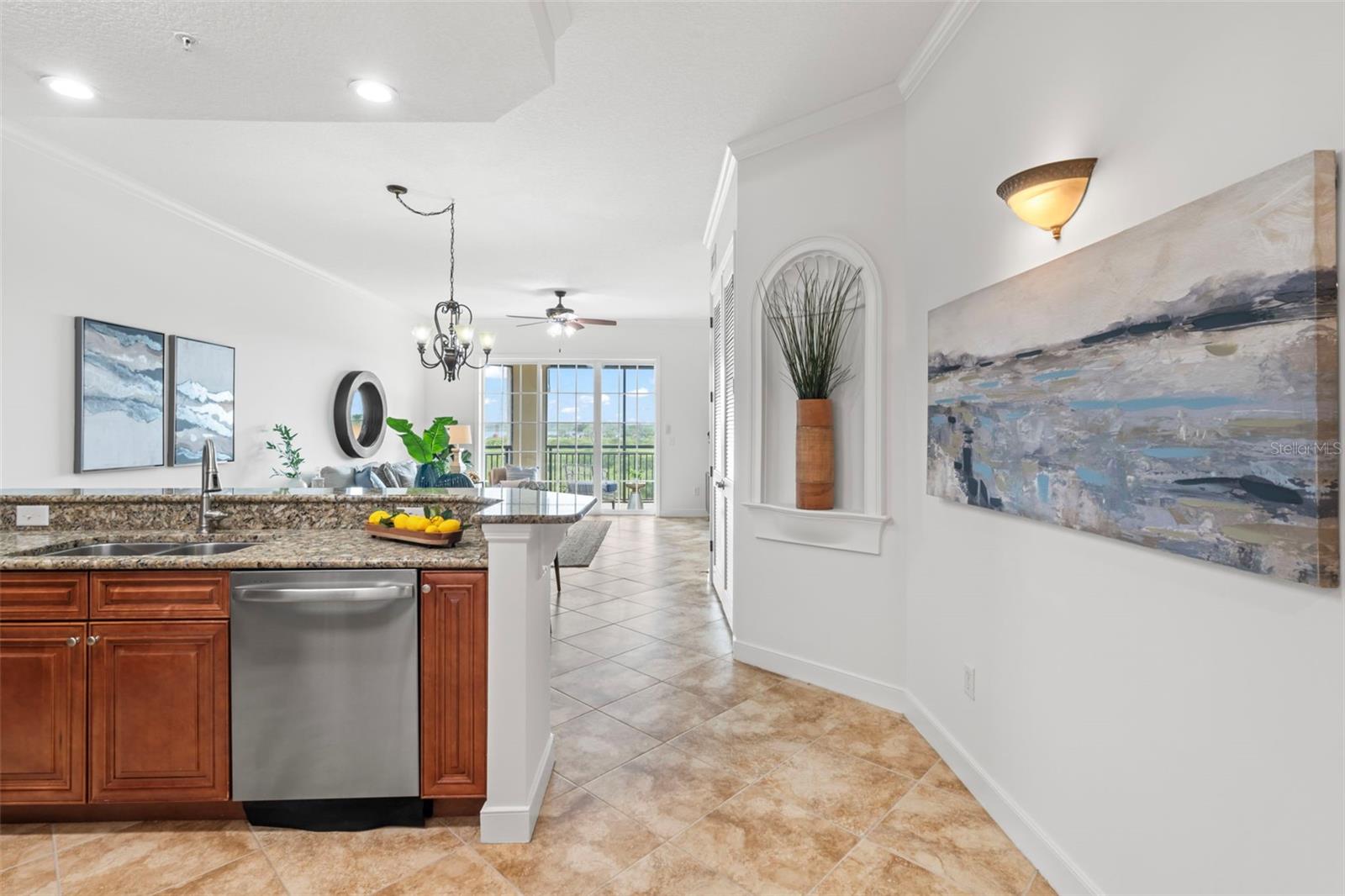 Image 7 of 59 For 170 Pantano Cay Boulevard 4202