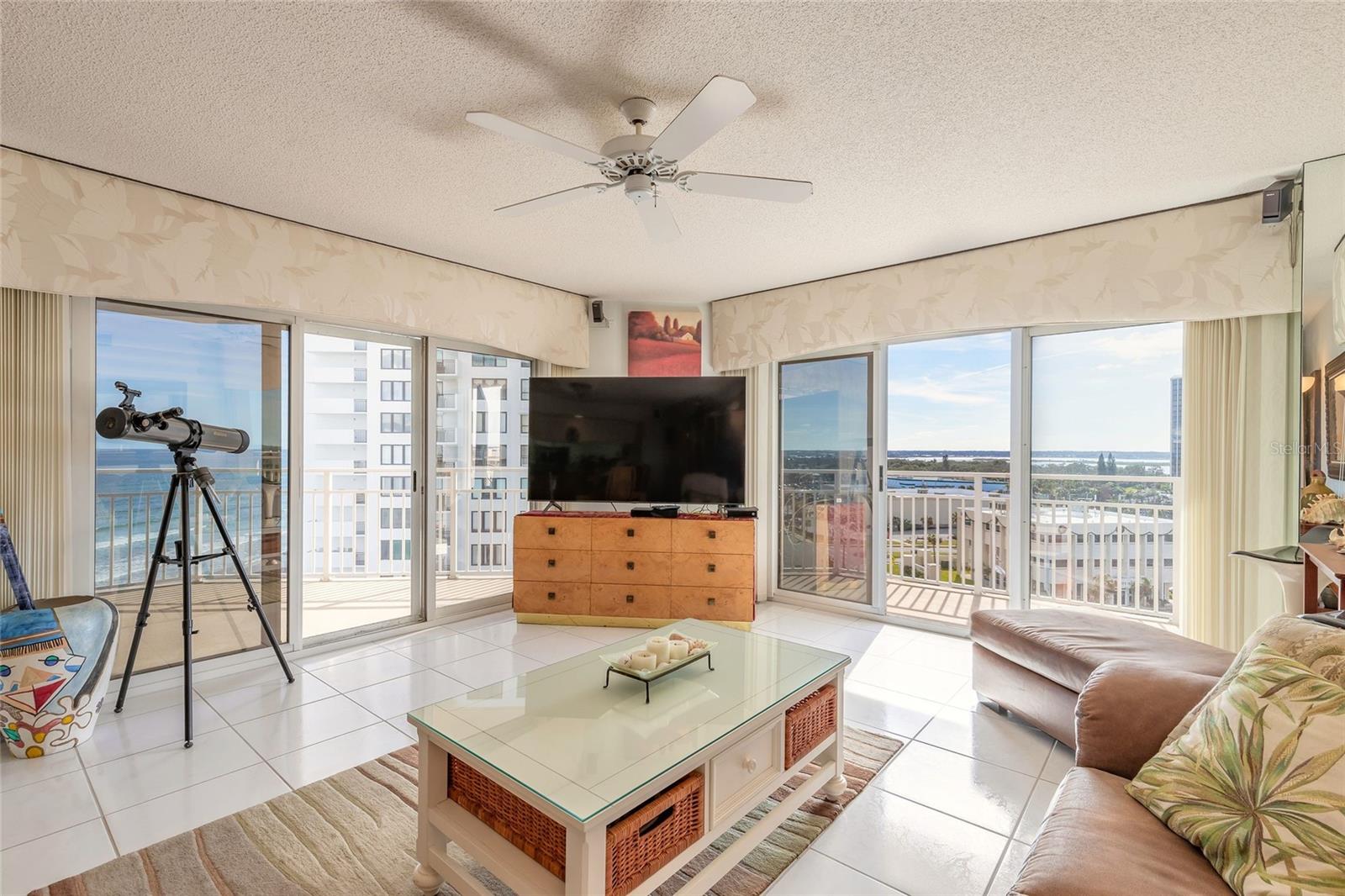 Image 11 of 57 For 2967 Atlantic Avenue 708