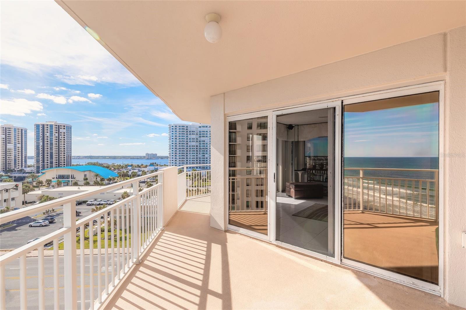 Image 16 of 57 For 2967 Atlantic Avenue 708