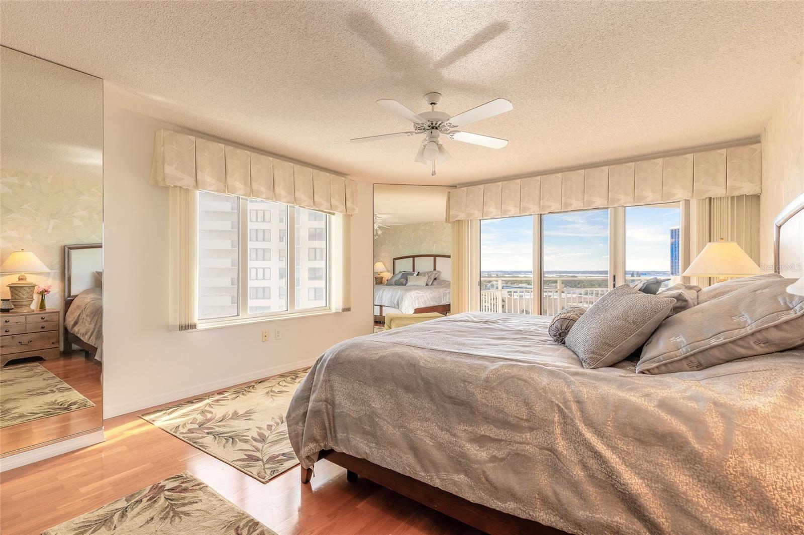 Image 21 of 57 For 2967 Atlantic Avenue 708
