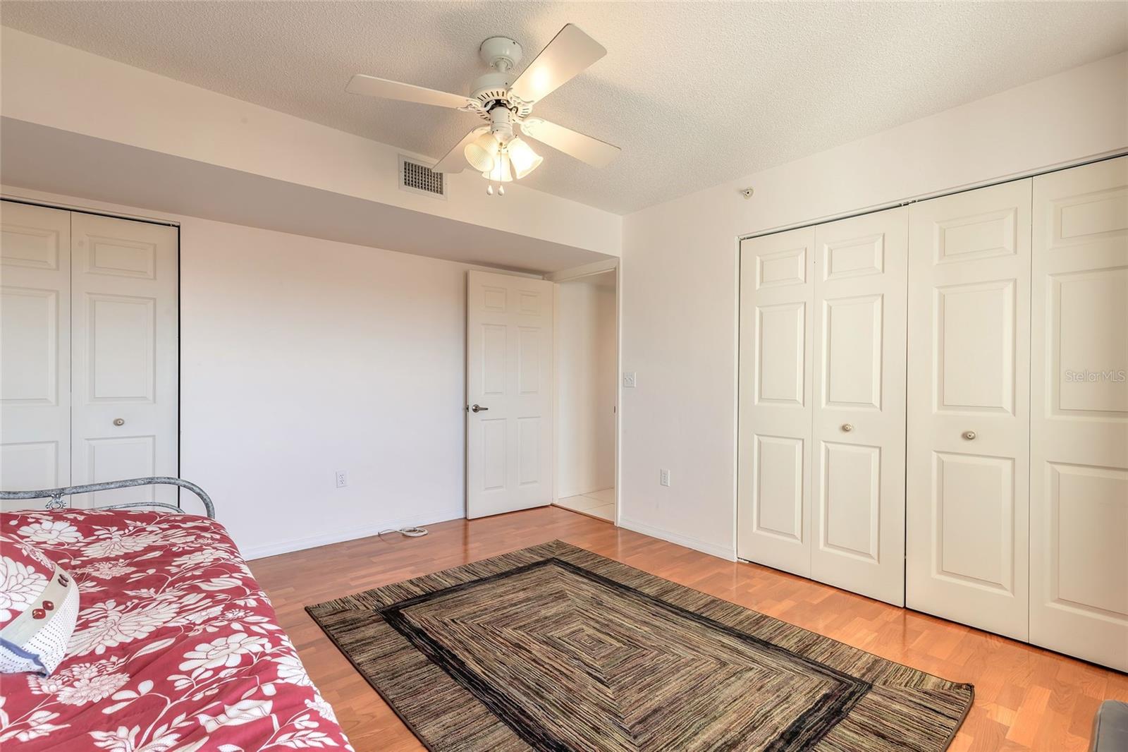 Image 31 of 57 For 2967 Atlantic Avenue 708