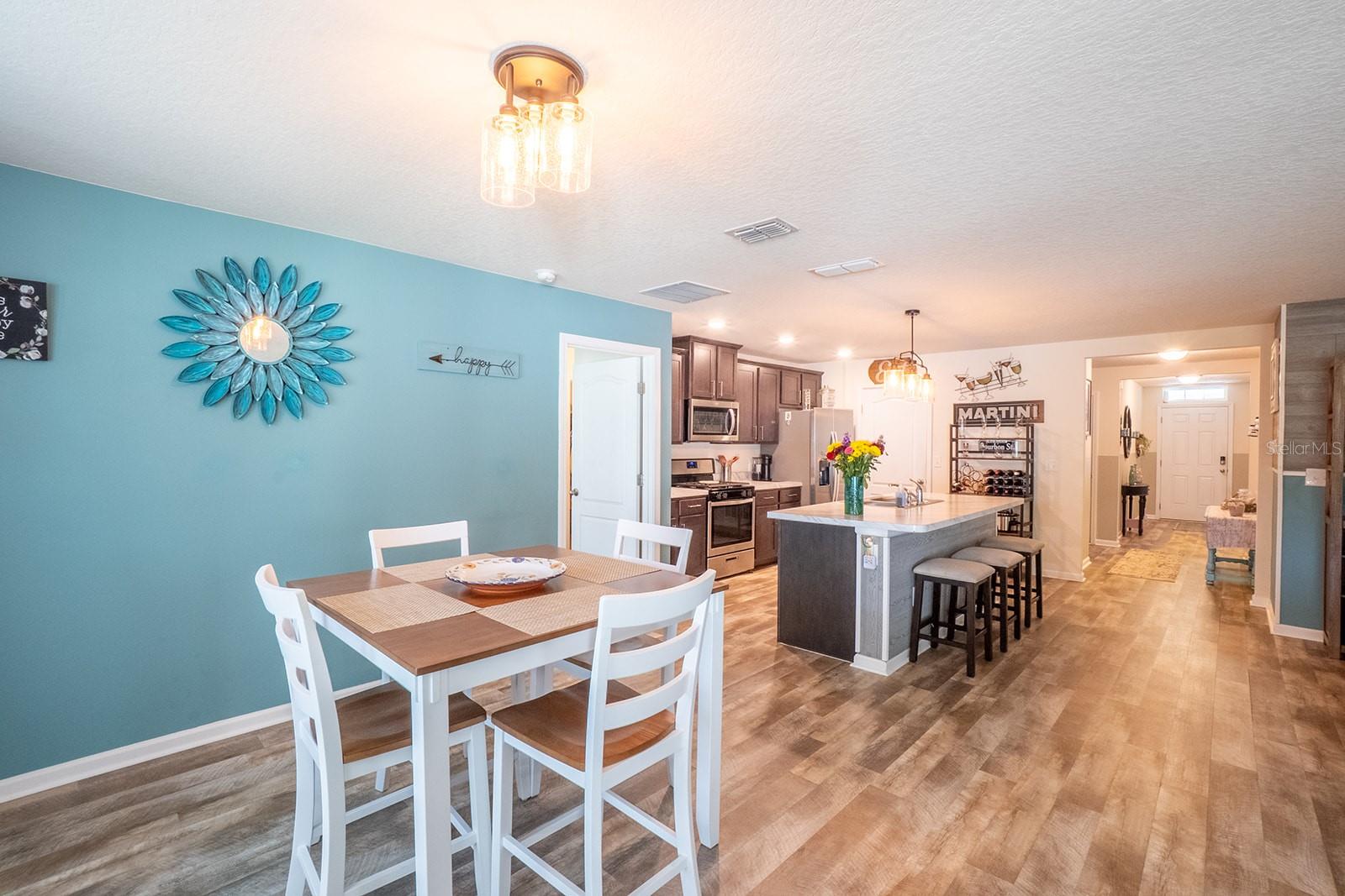 Image 20 of 61 For 15 Grand Par Court