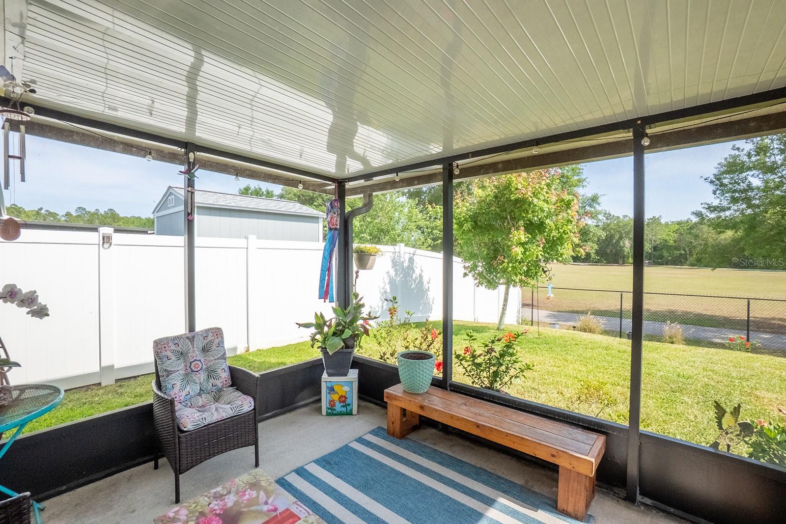 Image 34 of 61 For 15 Grand Par Court