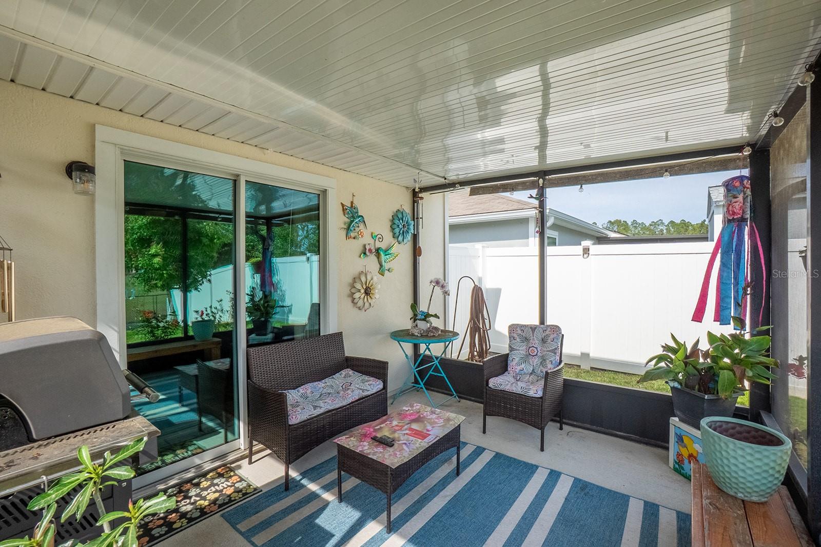 Image 36 of 61 For 15 Grand Par Court