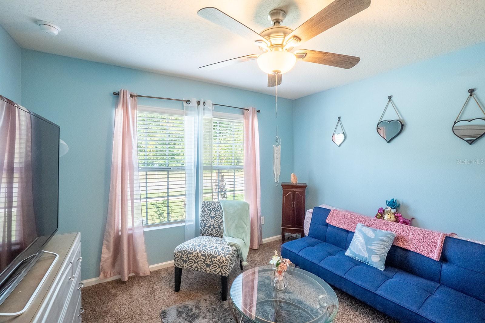 Image 6 of 61 For 15 Grand Par Court