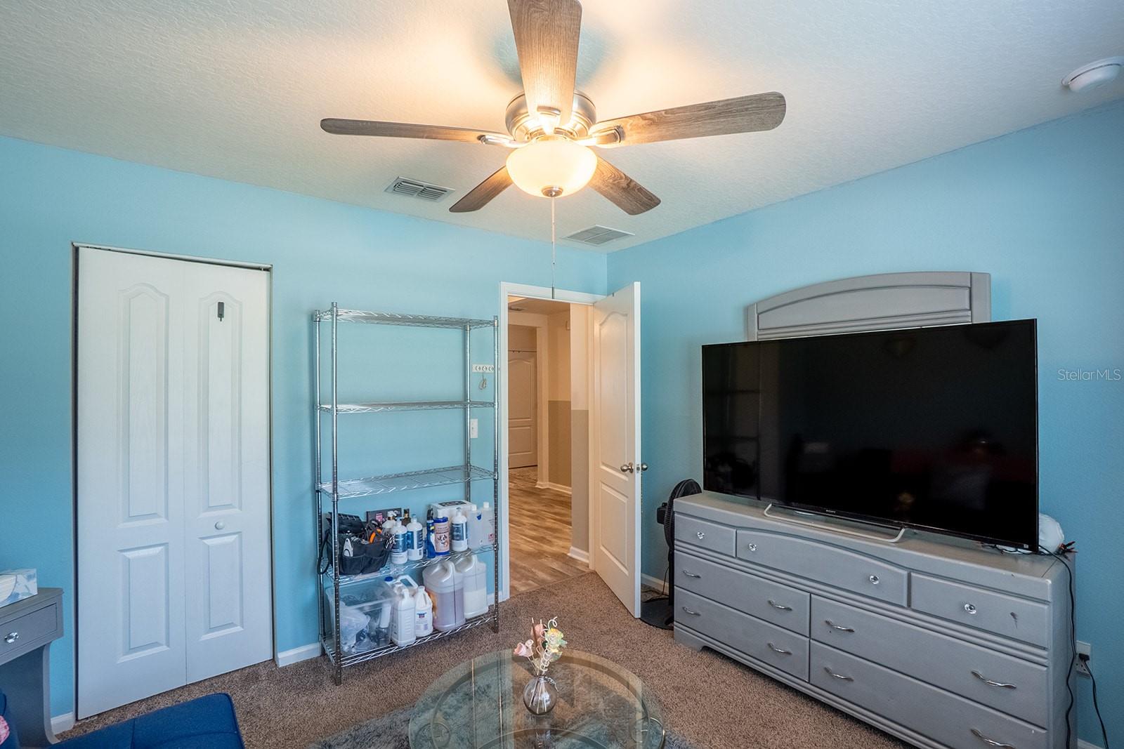 Image 8 of 61 For 15 Grand Par Court